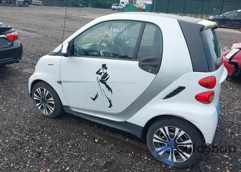 2015 Smart Fortwo Passion/Pure from USA, damaged, VIN WMEEJ3BA3FK795876